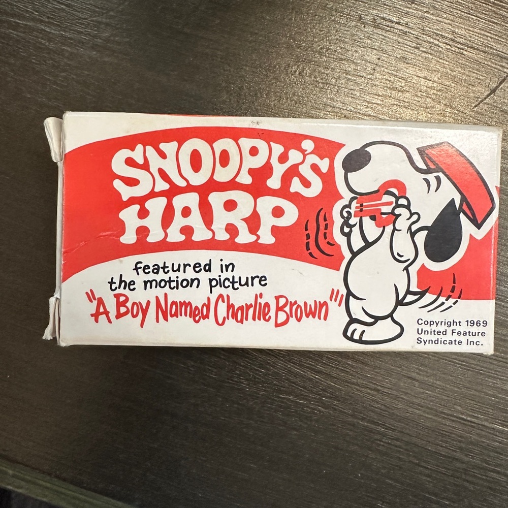 VINTAGE Charlie Brown Snoopy Harp